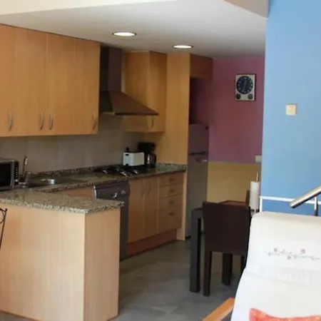דירה With 3 Bedrooms In With Shared Pool *